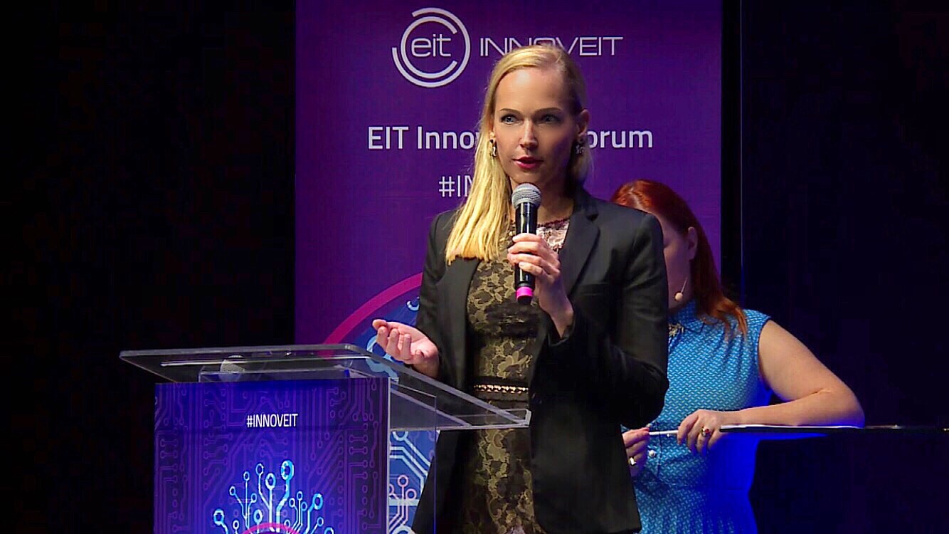 Dr. Fatime Barbara Hegyi at an EIT event